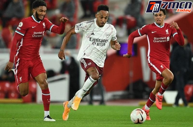 Kèo xác định đội giành quyền giao bóng trước